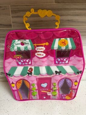 Lalaloopsy Foldable Dollhouse Carry Case Pink Portable Playset